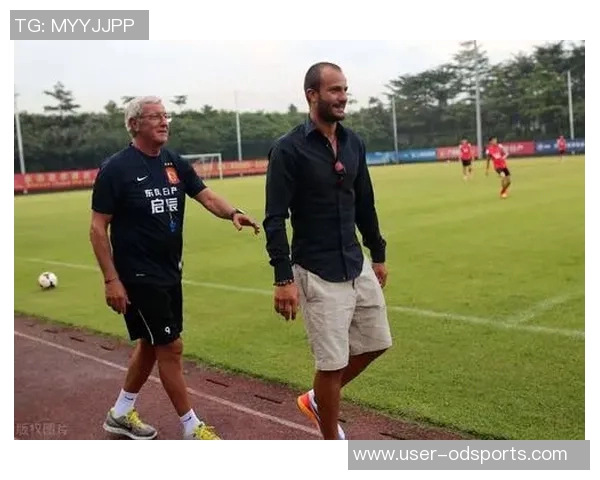 意媒报道皮耶罗之子因伤未能出场被意丁球队解约的消息